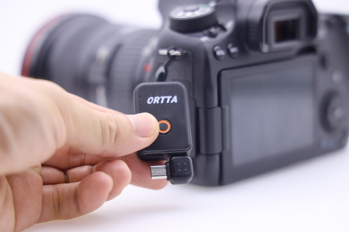 Step 2: Hold the plug in front of the USB port